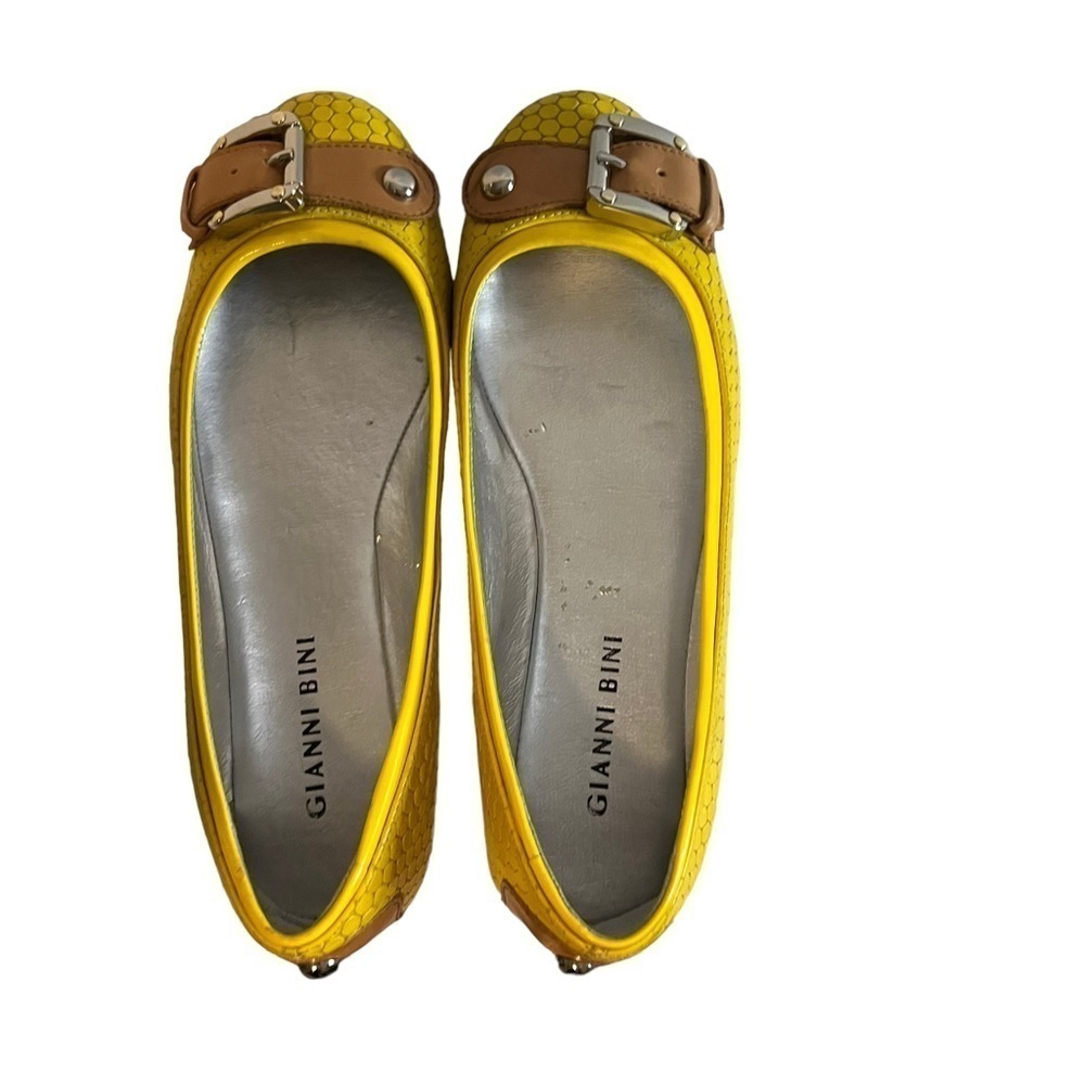 Gianni Bini Yellow Buckle Ballet Flats Size 6.5 - Picture 9 of 11